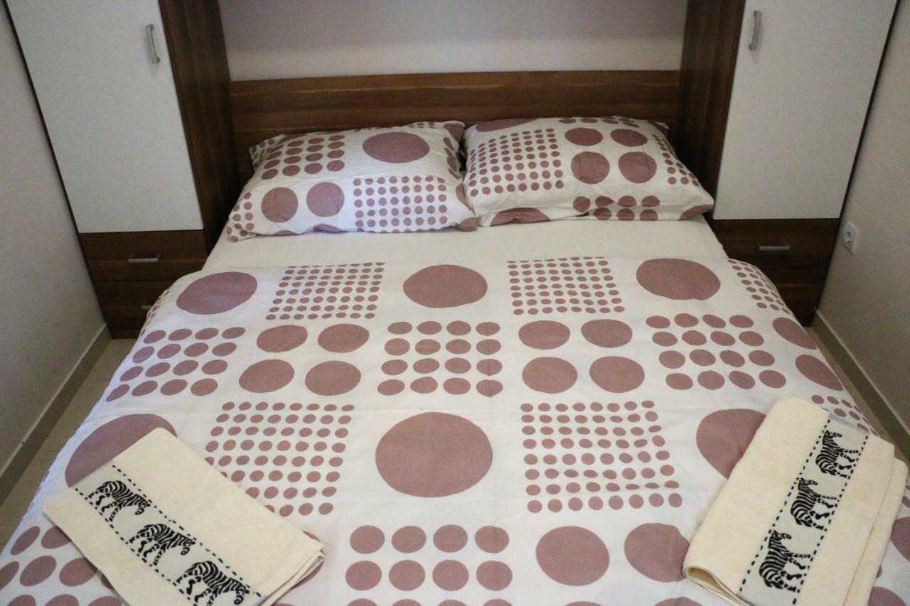 Apartments Vir Delfin Экстерьер фото